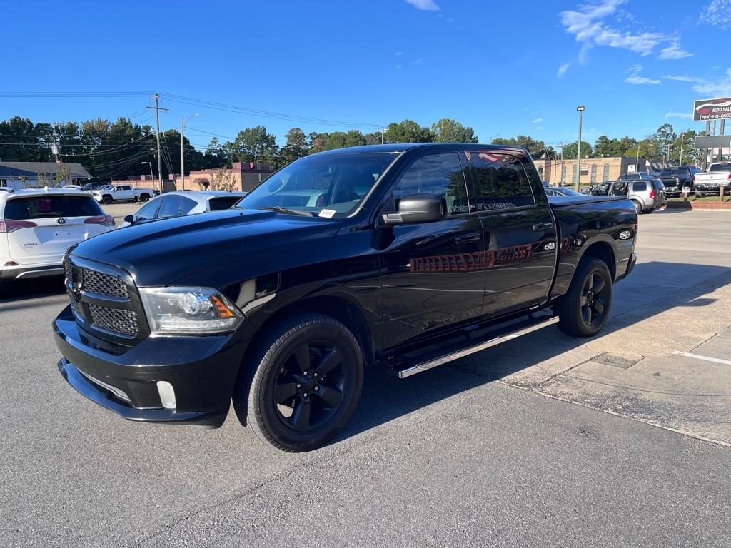 RAM 1500 Tradesman Crew Cab SWB 2WD 2015