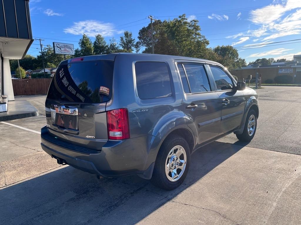 Honda Pilot LX 4WD 5-Spd AT 2010