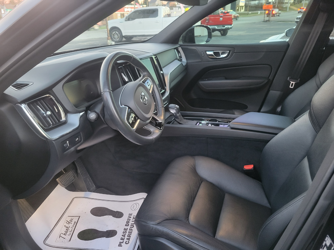 Volvo XC60 T5 Momentum AWD 2020