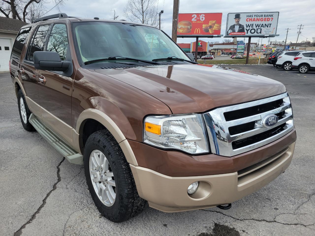 Ford Expedition XLT 4WD 2012