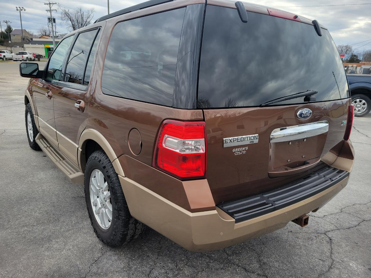 Ford Expedition XLT 4WD 2012