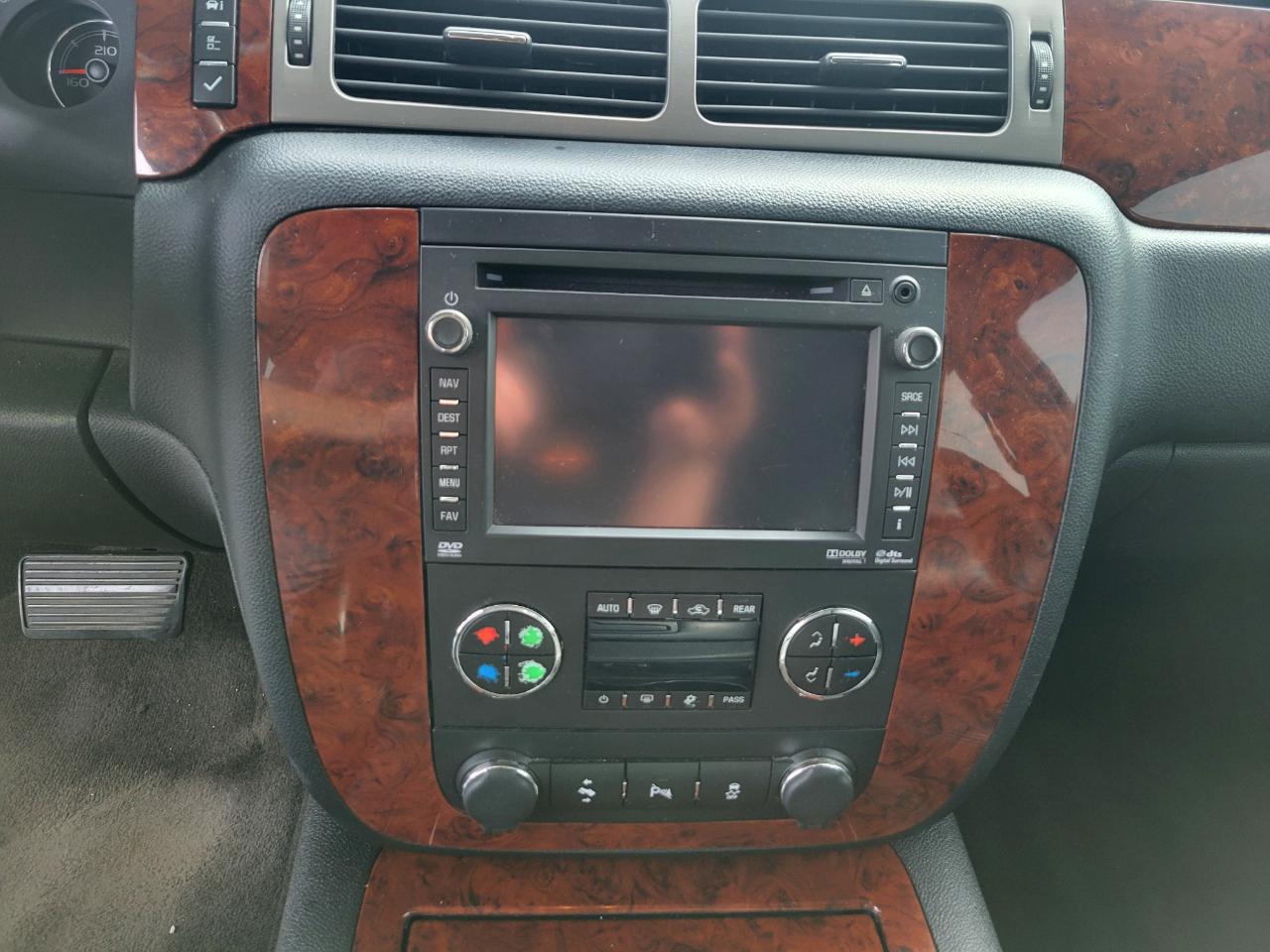 Chevrolet Tahoe LTZ 4WD 2013