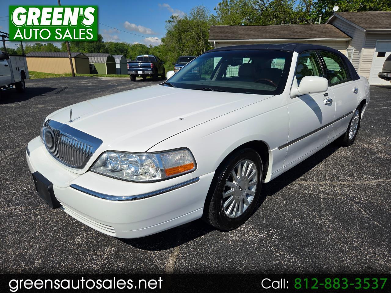 Lincoln Town Car Signature 2003