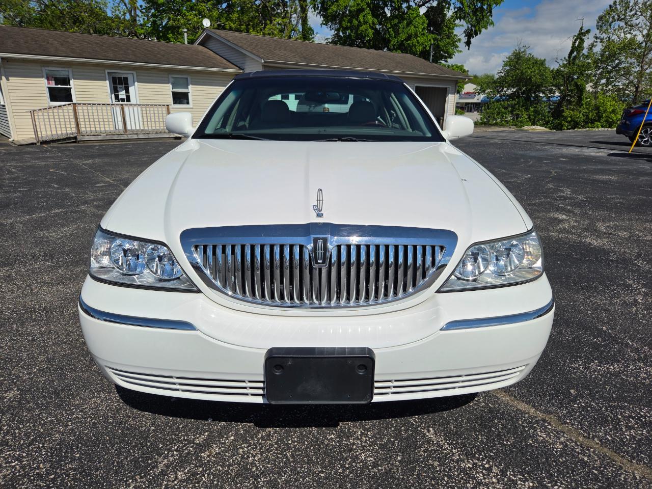 Lincoln Town Car Signature 2003
