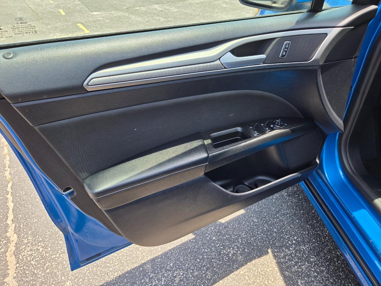 Ford Fusion SE AWD 2020