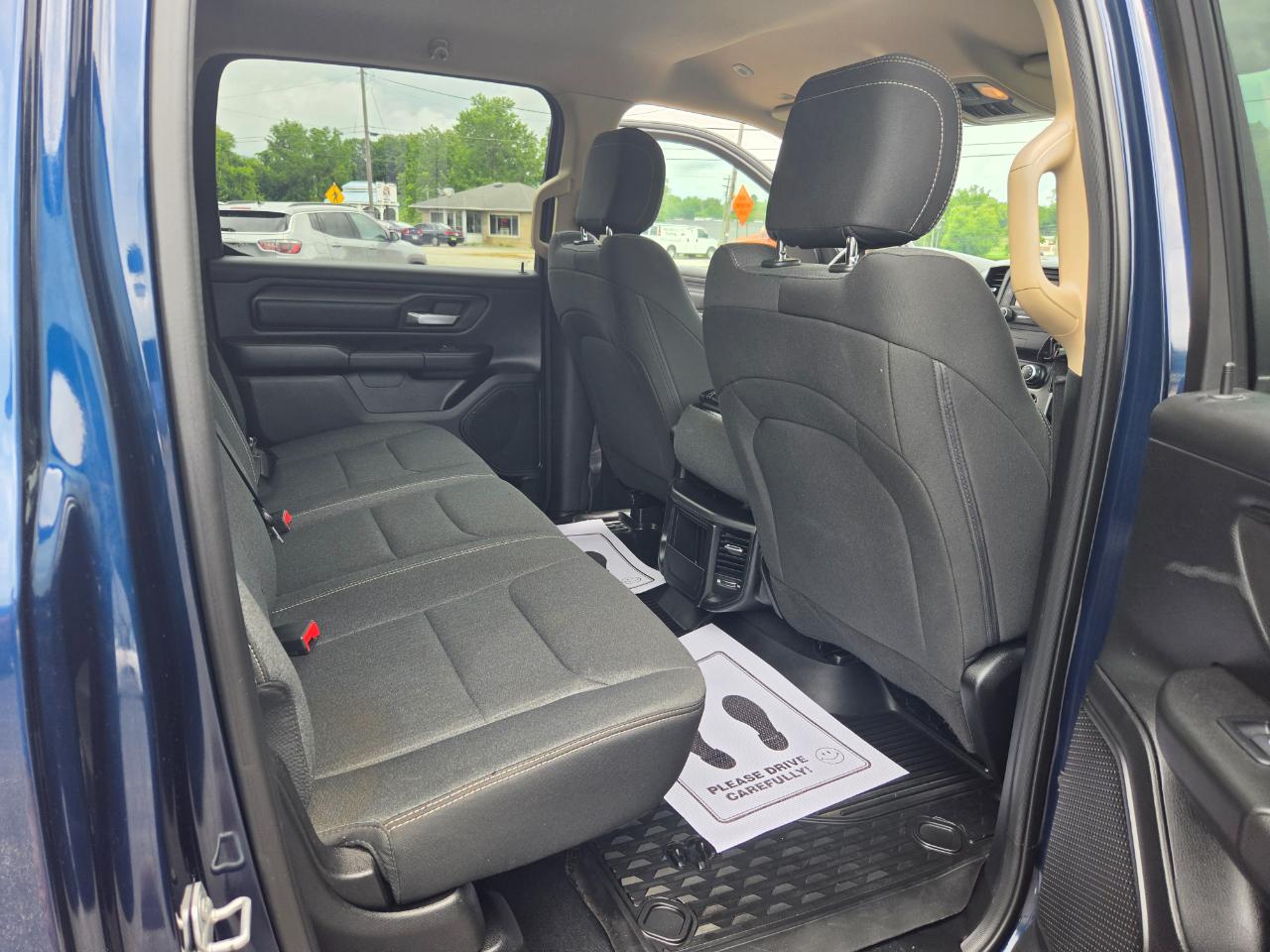 RAM 1500 Tradesman Crew Cab SB 4WD 2019