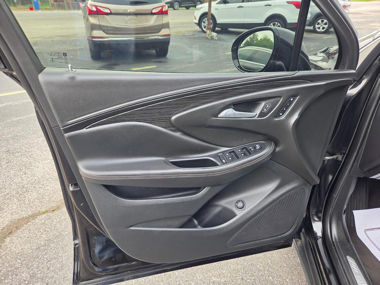 Buick Envision Essense 2017