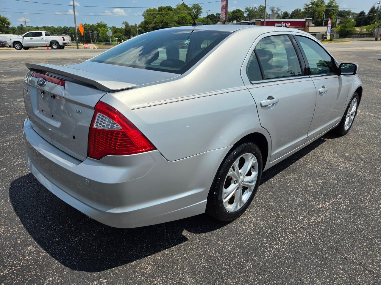 Ford Fusion SE 2012