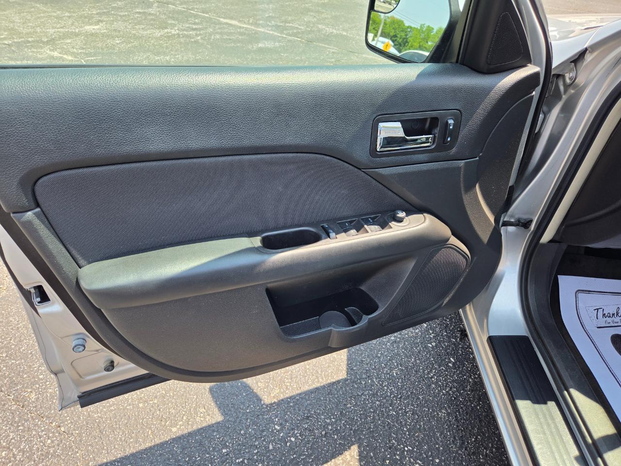 Ford Fusion SE 2012