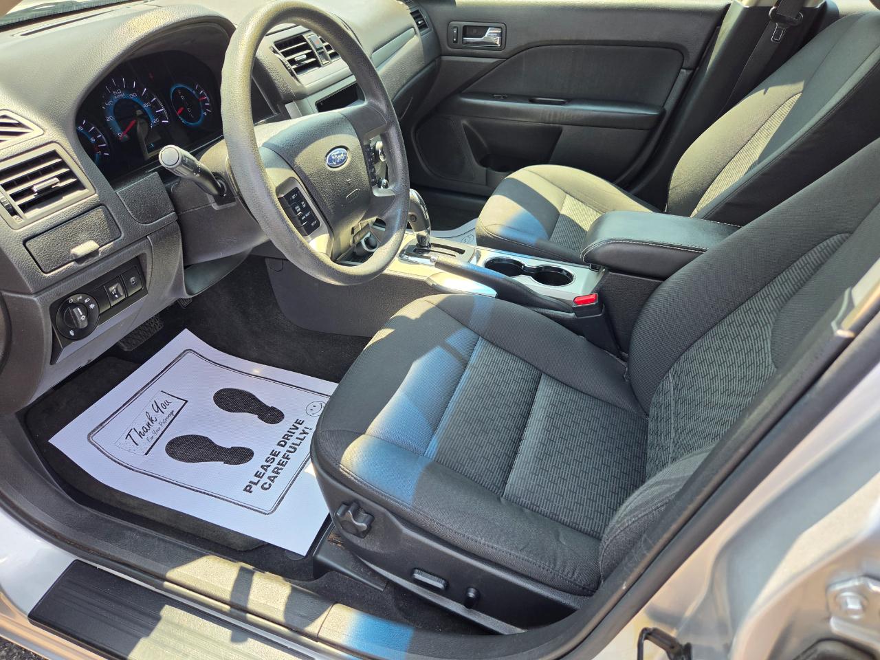 Ford Fusion SE 2012