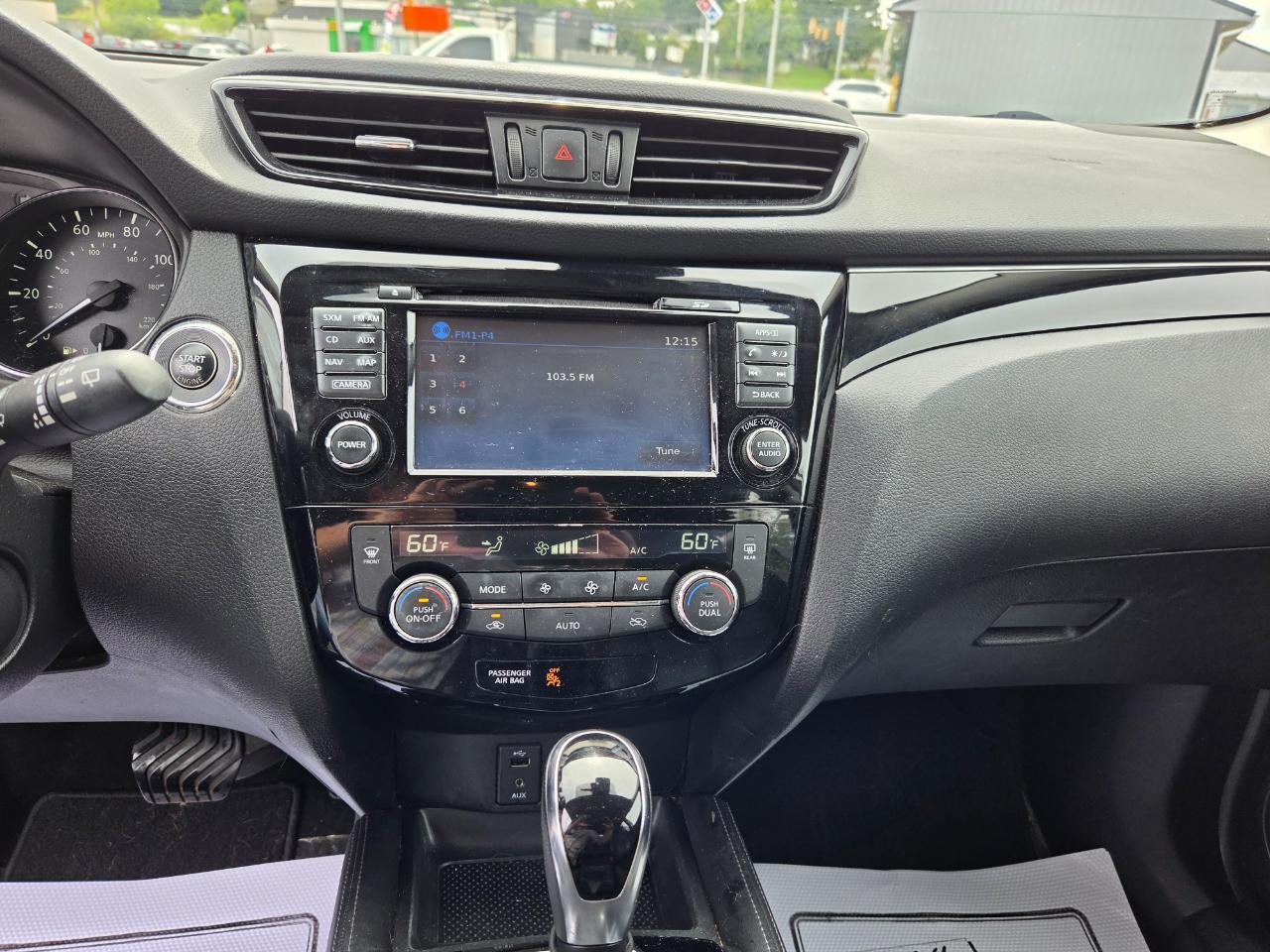 Nissan Rogue Sport S AWD 2017