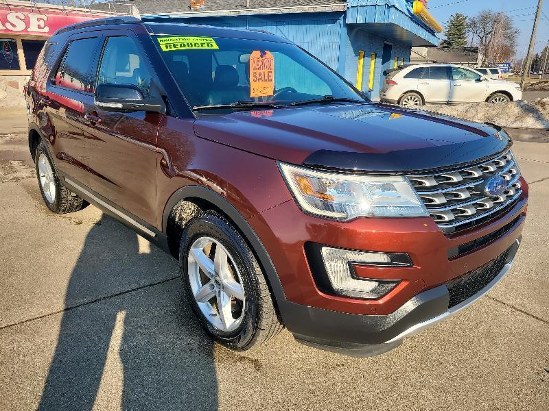 Ford Explorer 4WD 4dr V6 XLT 2016