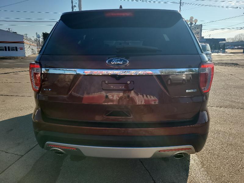 Ford Explorer 4WD 4dr V6 XLT 2016