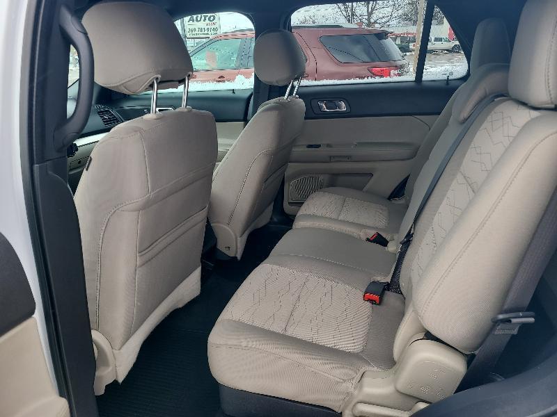 Ford Explorer Base 4WD 2014