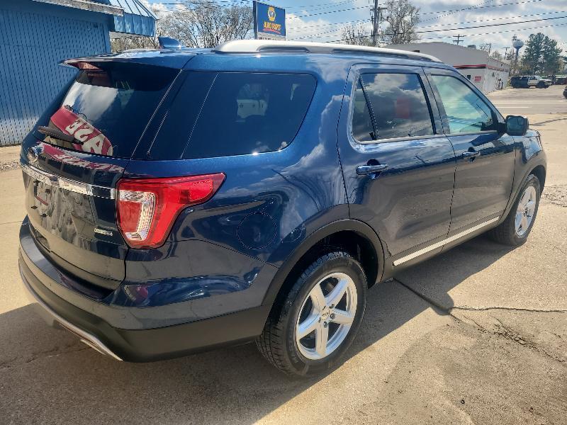 Ford Explorer 4dr Wagon 4WD XLT 2016