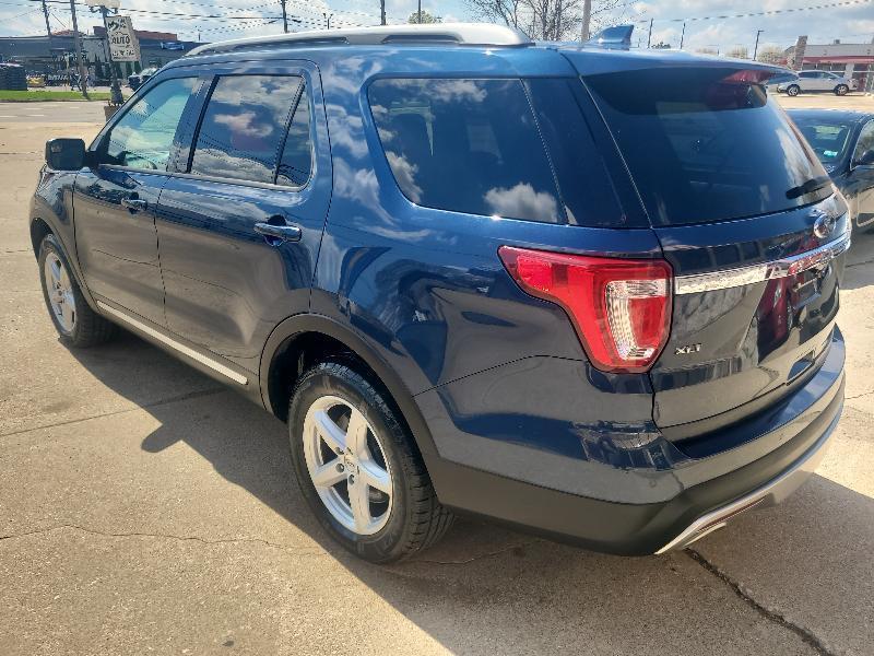 Ford Explorer 4dr Wagon 4WD XLT 2016