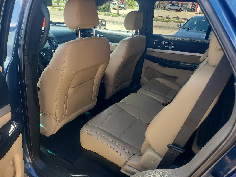 Ford Explorer 4dr Wagon 4WD XLT 2016