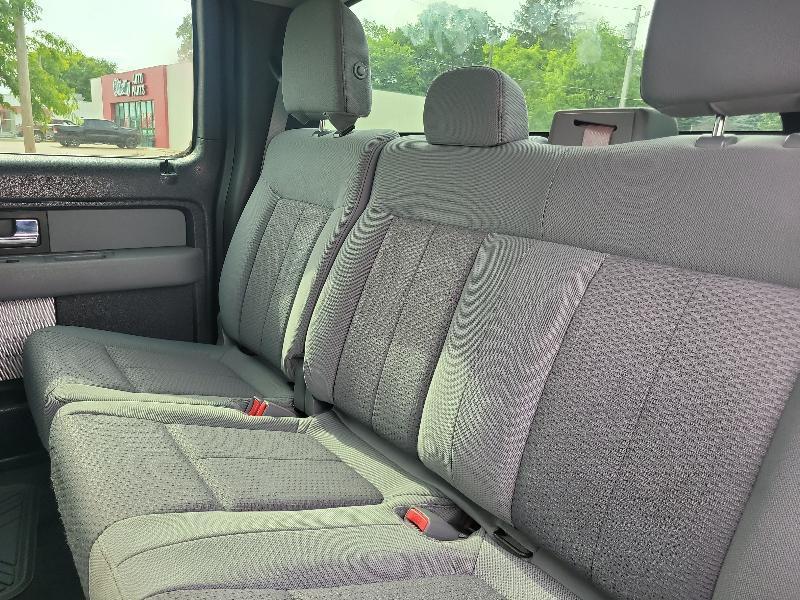 Ford F-150 4WD SuperCrew 145" XL 2013