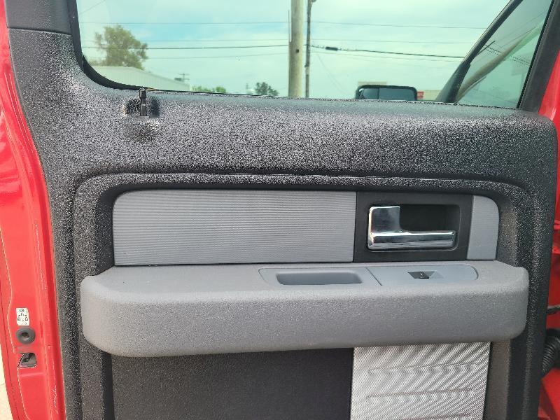 Ford F-150 4WD SuperCrew 145" XL 2013