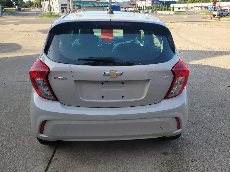 Chevrolet Spark 1LT CVT 2016