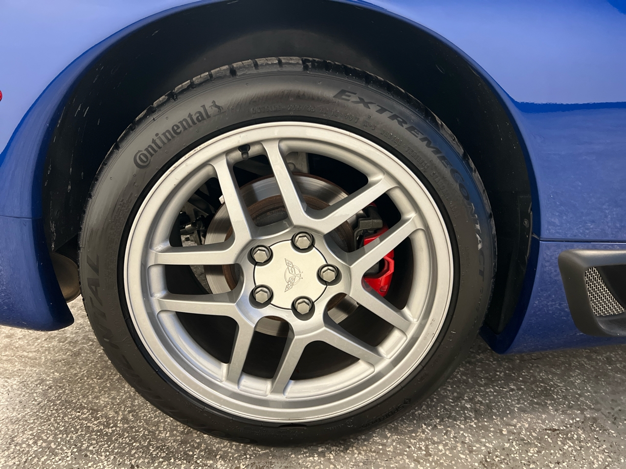 Chevrolet Corvette  2002