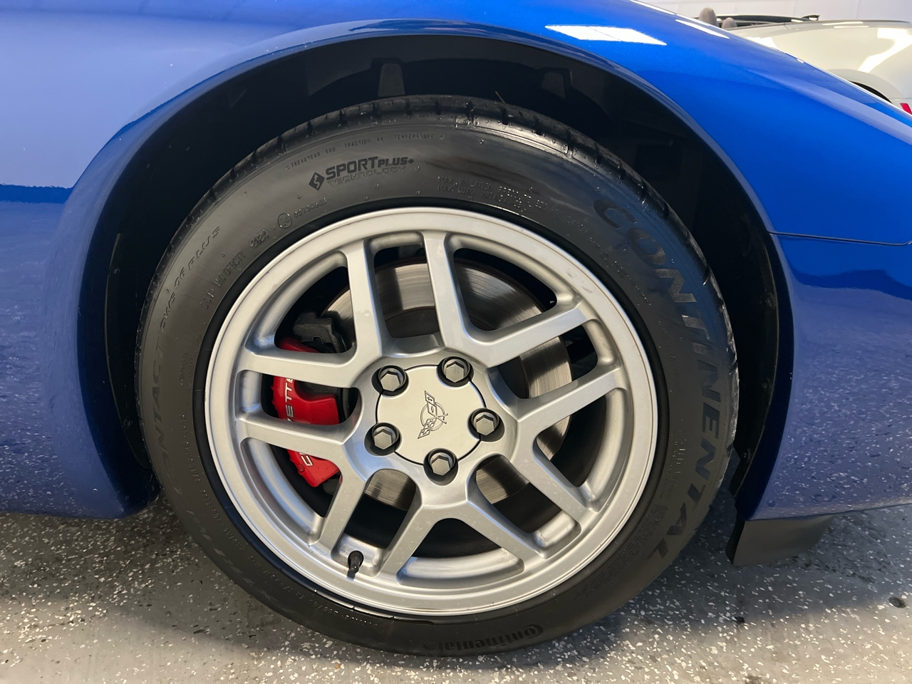 Chevrolet Corvette  2002