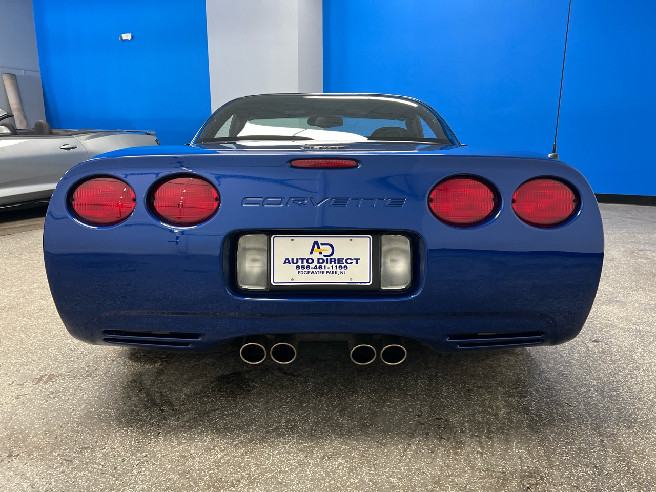 Chevrolet Corvette  2002