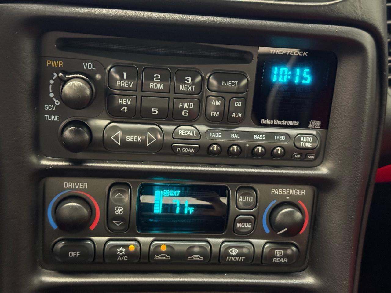 Chevrolet Corvette  2004