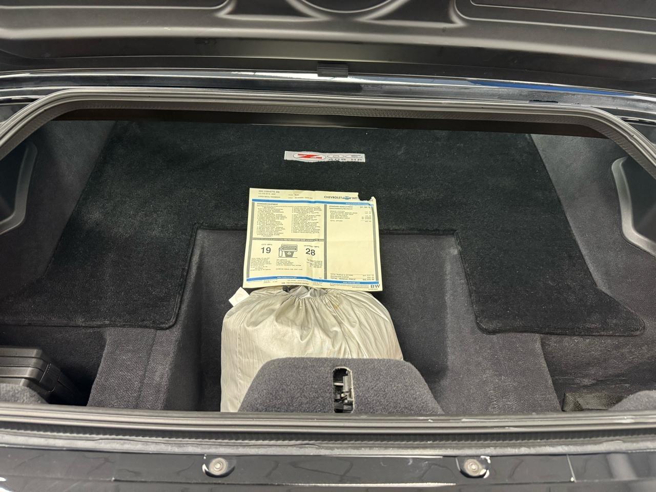 Chevrolet Corvette  2004