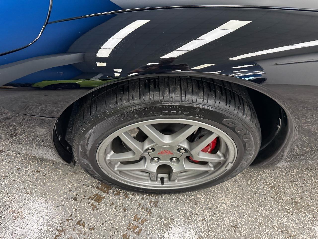 Chevrolet Corvette  2004