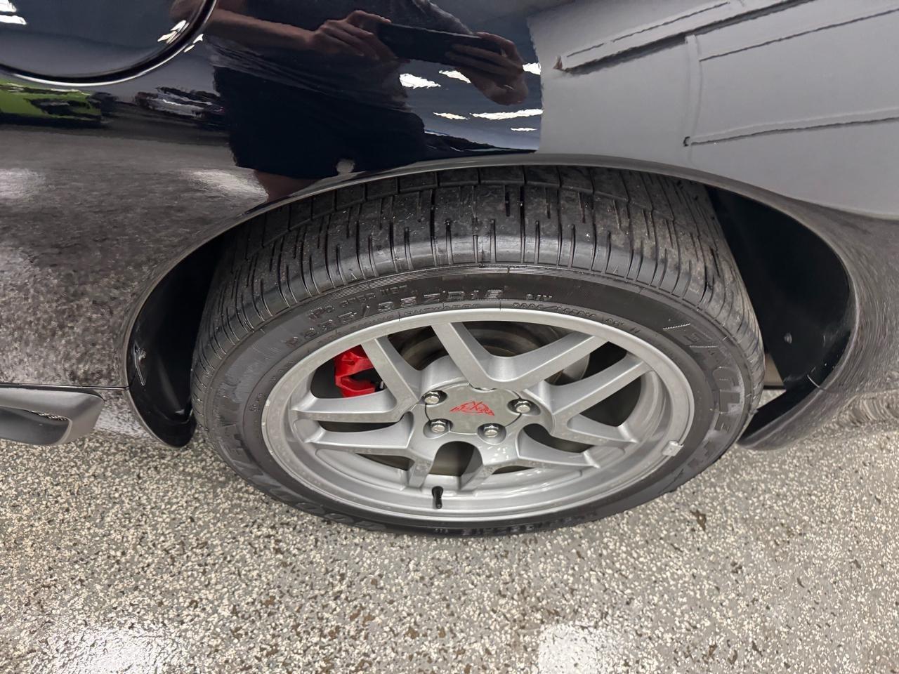 Chevrolet Corvette  2004