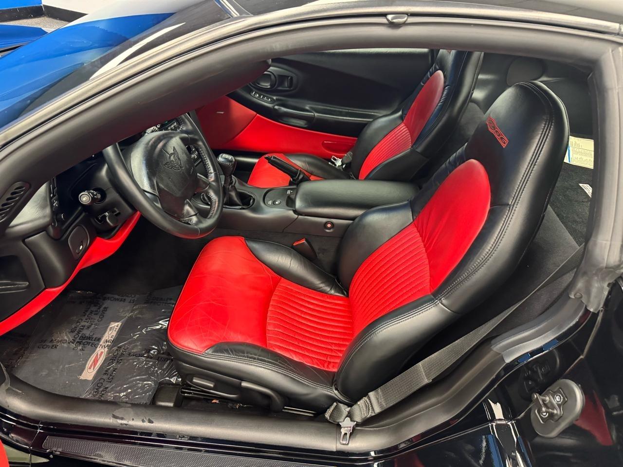 Chevrolet Corvette  2004