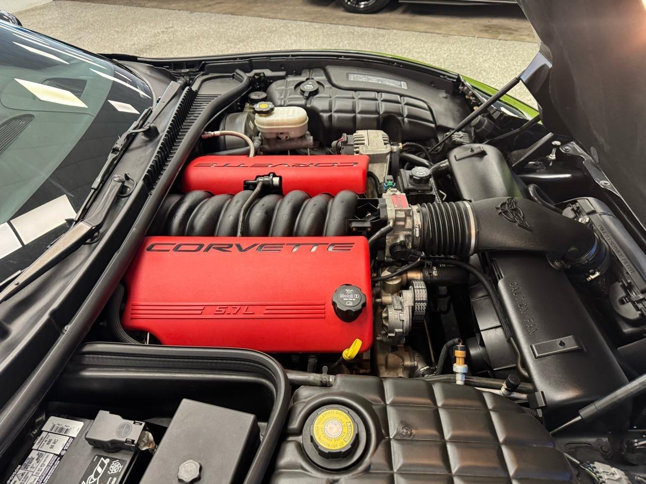 Chevrolet Corvette  2004