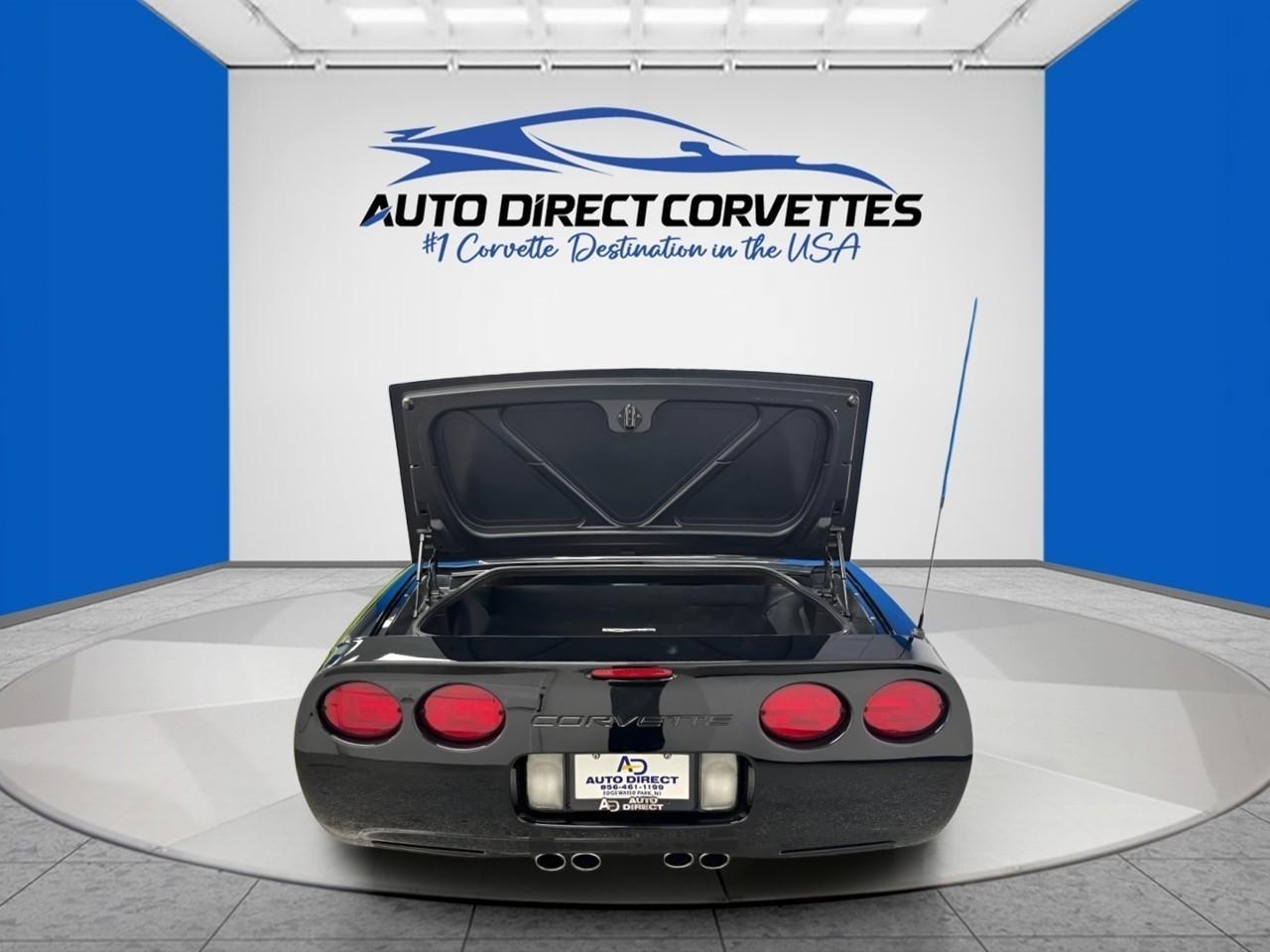 Chevrolet Corvette  2004