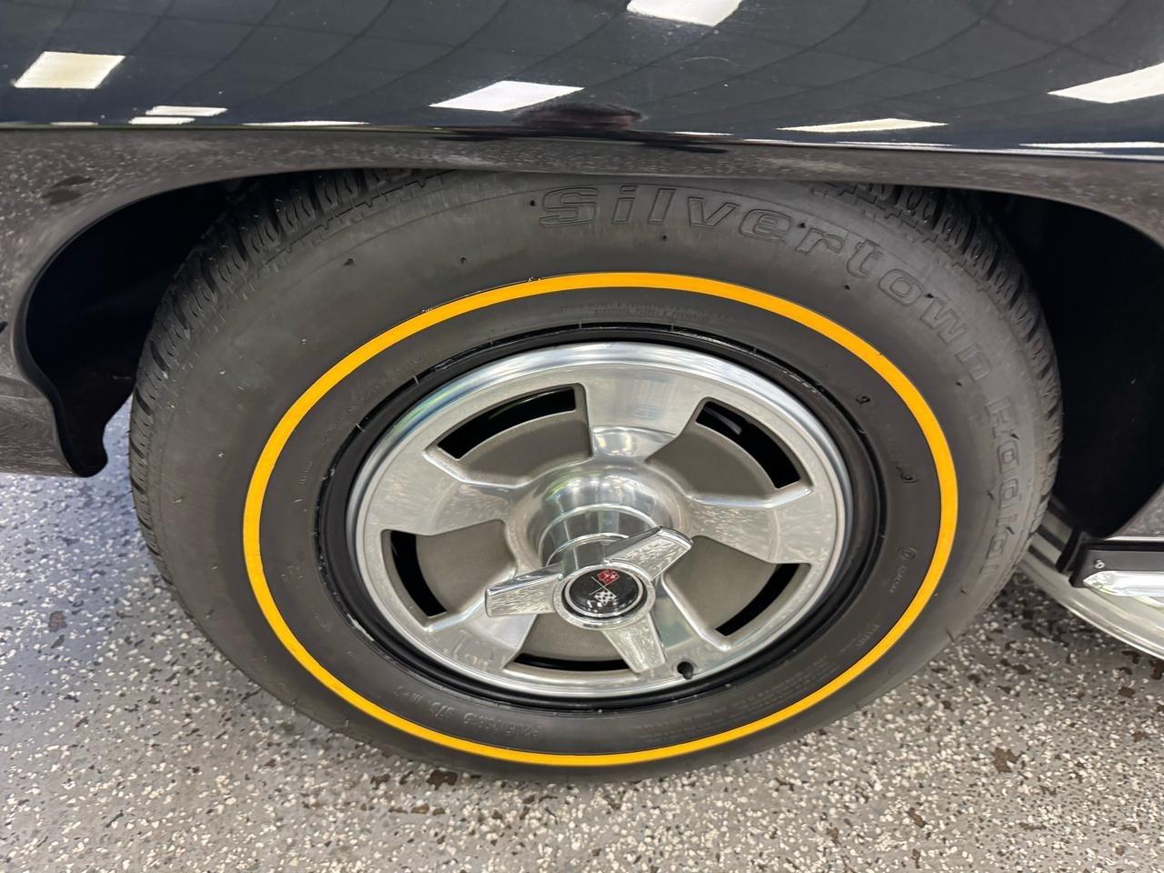 Chevrolet Corvette  1966