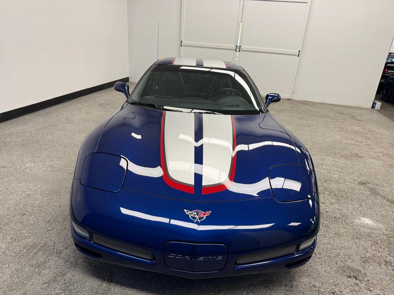 Chevrolet Corvette  2004