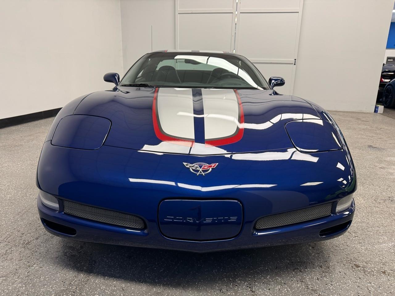 Chevrolet Corvette  2004