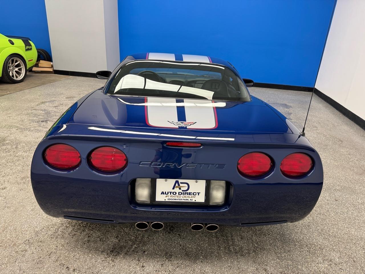 Chevrolet Corvette  2004