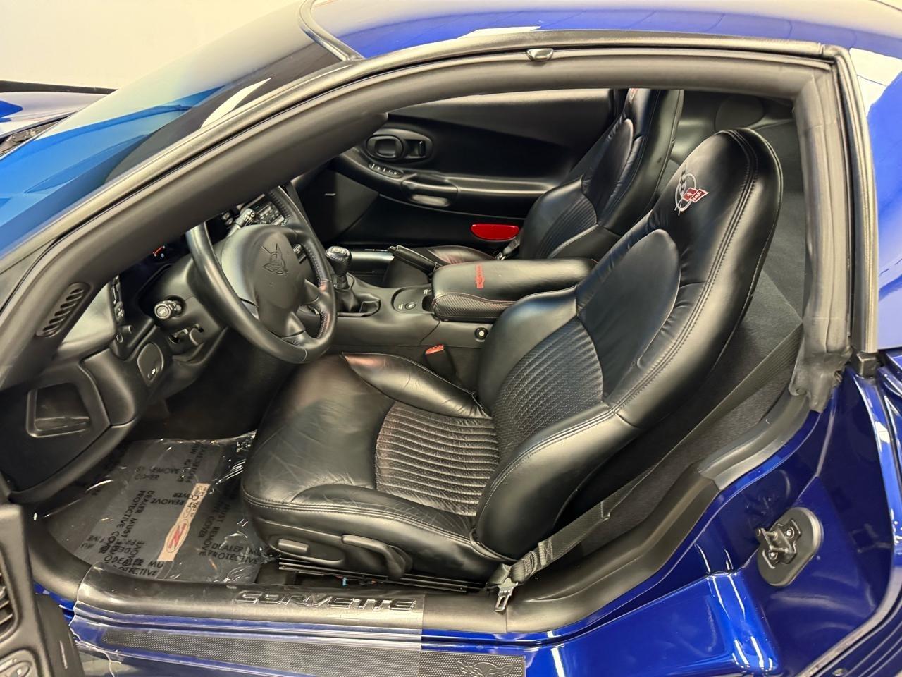 Chevrolet Corvette  2004