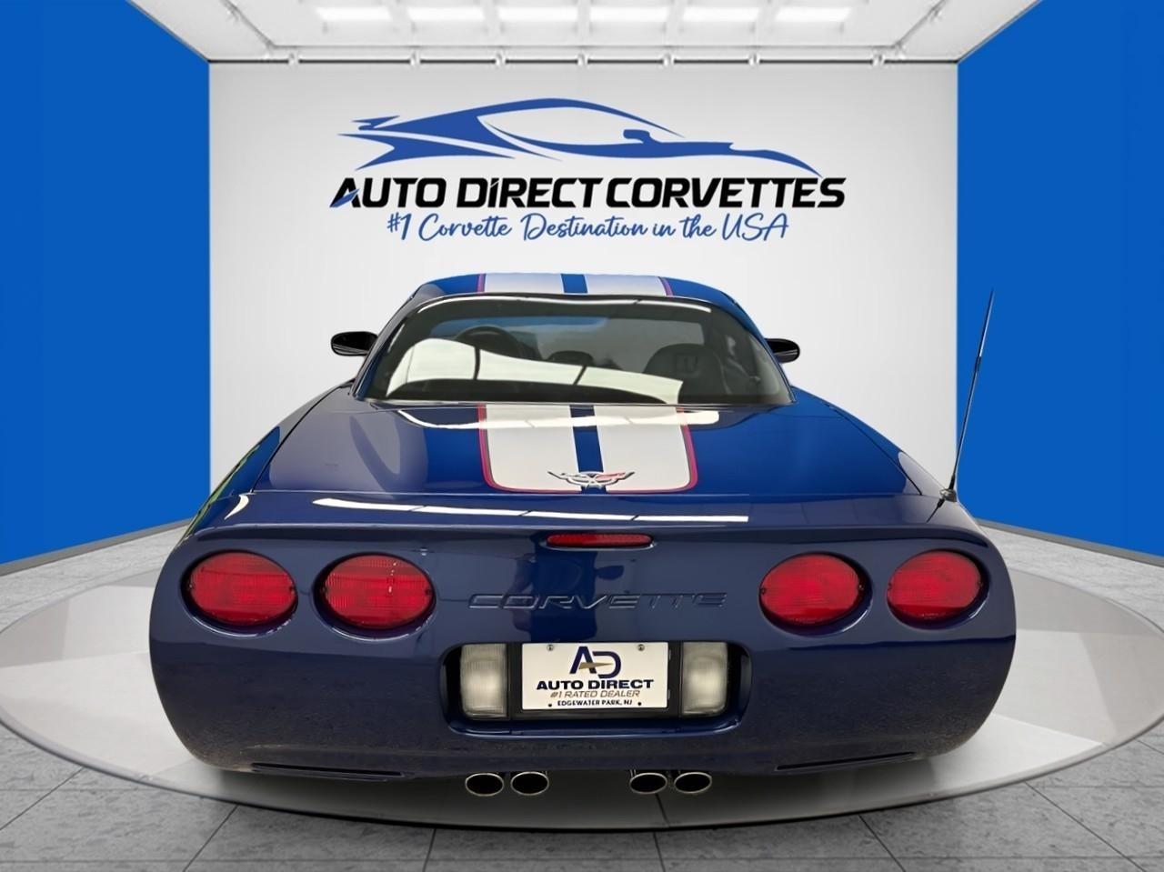 Chevrolet Corvette  2004