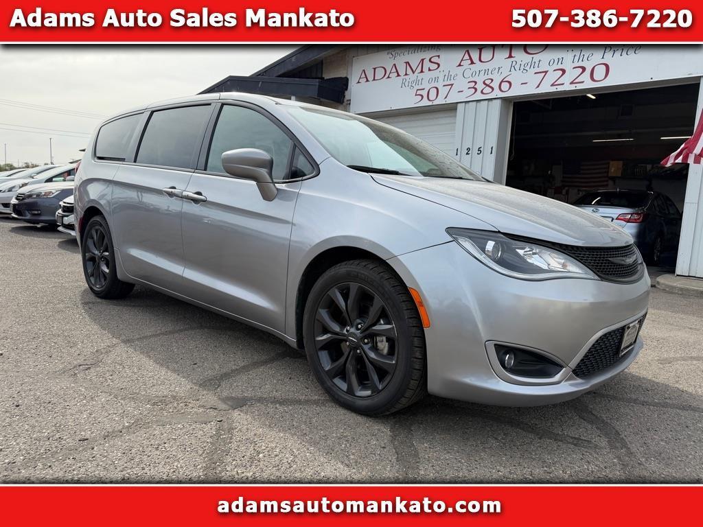 2020 Chrysler Pacifica Touring FWD