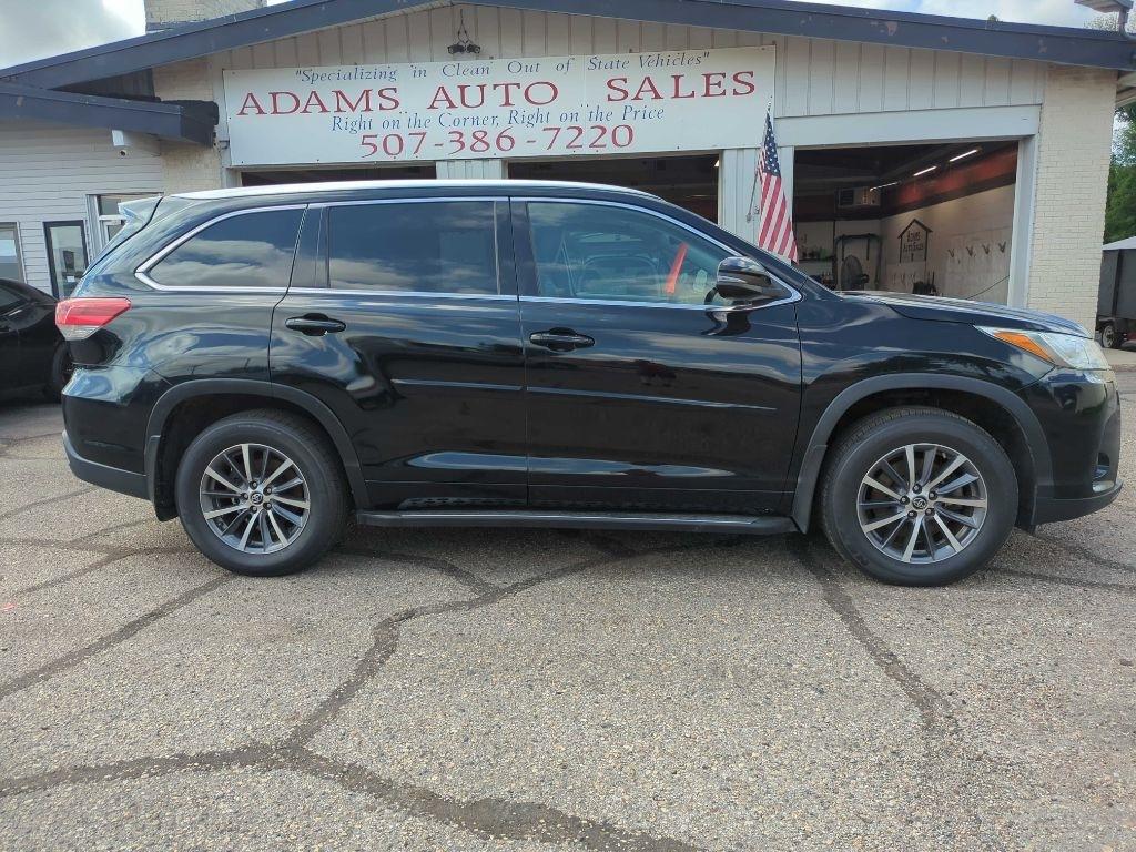 Toyota Highlander XLE V6 AWD (Natl) 2017