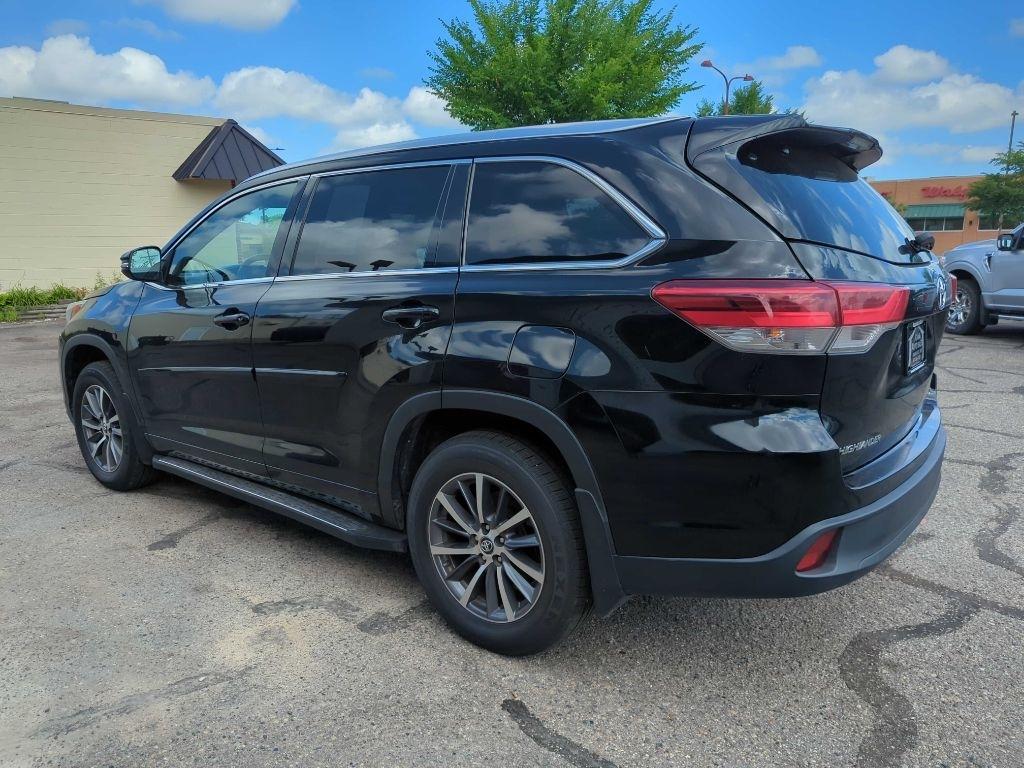 Toyota Highlander XLE V6 AWD (Natl) 2017