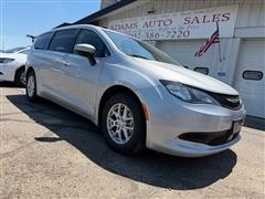 2023 Chrysler Voyager 