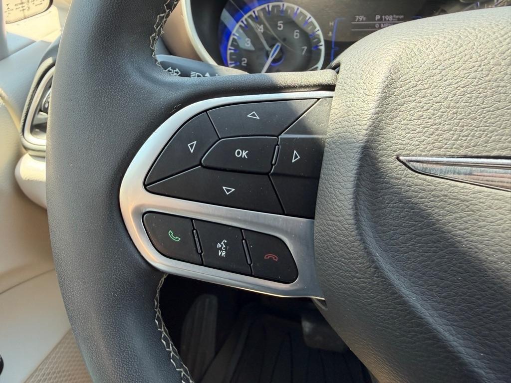 Chrysler Voyager LX FWD 2023