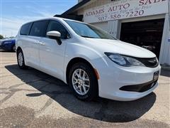 2023 Chrysler Voyager 
