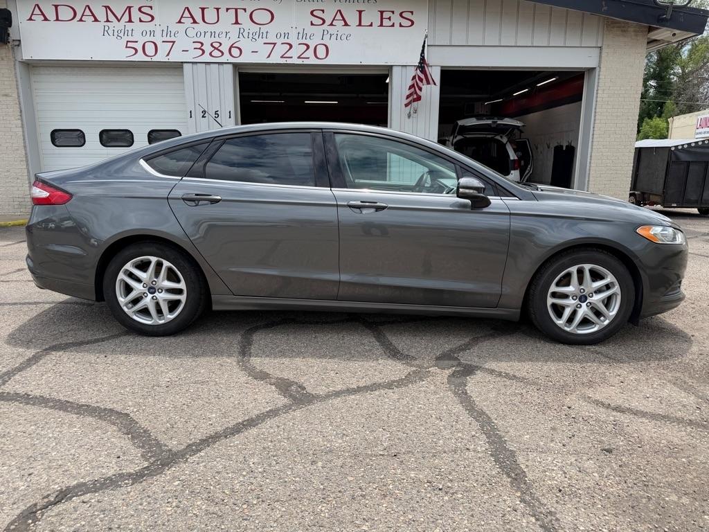 Ford Fusion 4dr Sdn SE FWD 2015