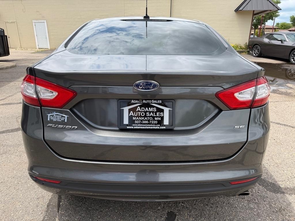 Ford Fusion 4dr Sdn SE FWD 2015
