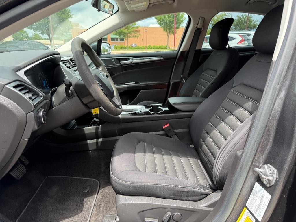 Ford Fusion 4dr Sdn SE FWD 2015