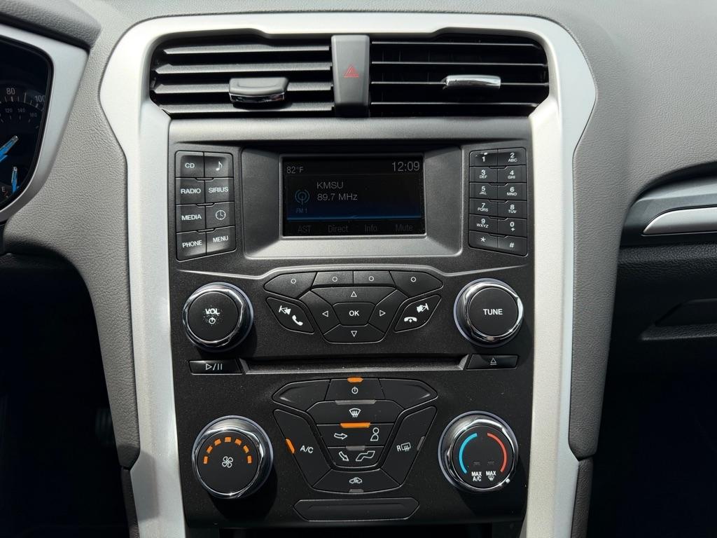 Ford Fusion 4dr Sdn SE FWD 2015